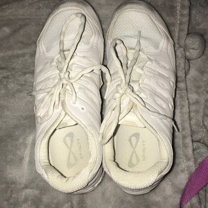 Nfinity Halo Cheer Shoes